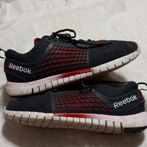 Reebok Other - Reebok Red and Gray Sneakers with Mesh Upper and Flexible‎ Soles